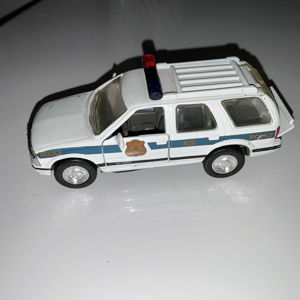1/43 Diecast Road Champs Metropolitan Police 1997 Chevy Blazer Vintage 90s Car